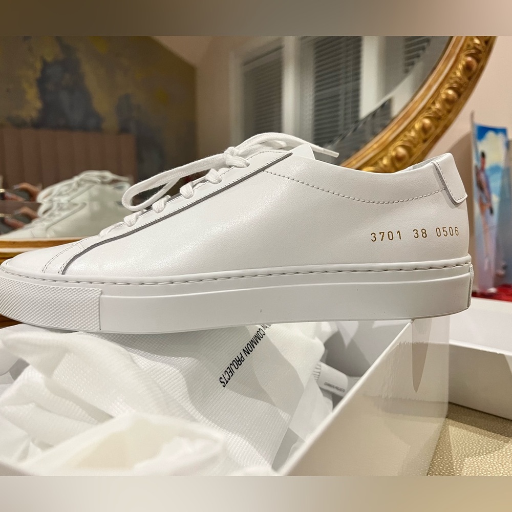 NEVER WORN Common Projects original achilles leather sneakers - IT 38